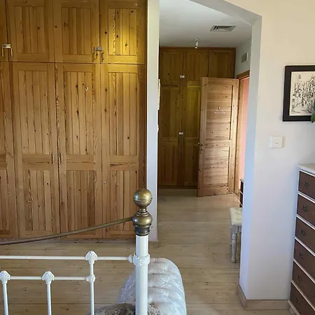 Olive Tree House Habitación en casa particular