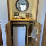 Olive Tree House 홈스테이 Anoyira