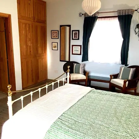 Olive Tree House * Anoyira