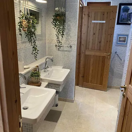 Olive Tree House Séjour chez l'habitant