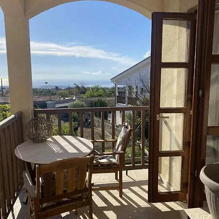 Olive Tree House Anoyira