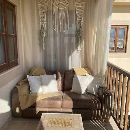 Olive Tree House Privat bolig Anoyira