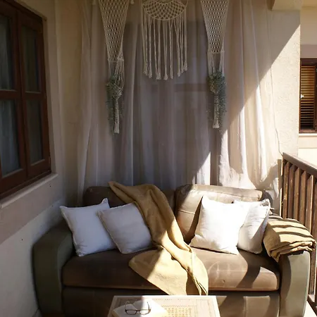 Privat bolig Olive Tree House Anoyira