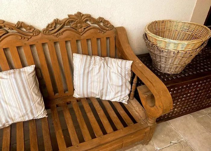 Olive Tree House ホームステイ