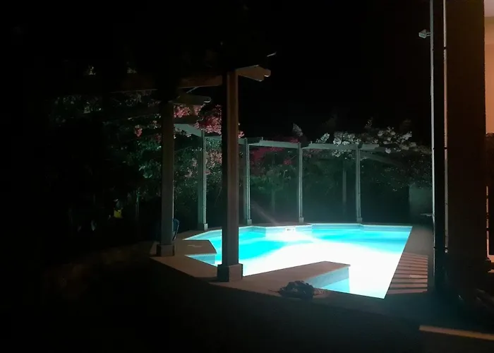 ホームステイ Olive Tree House Anoyira